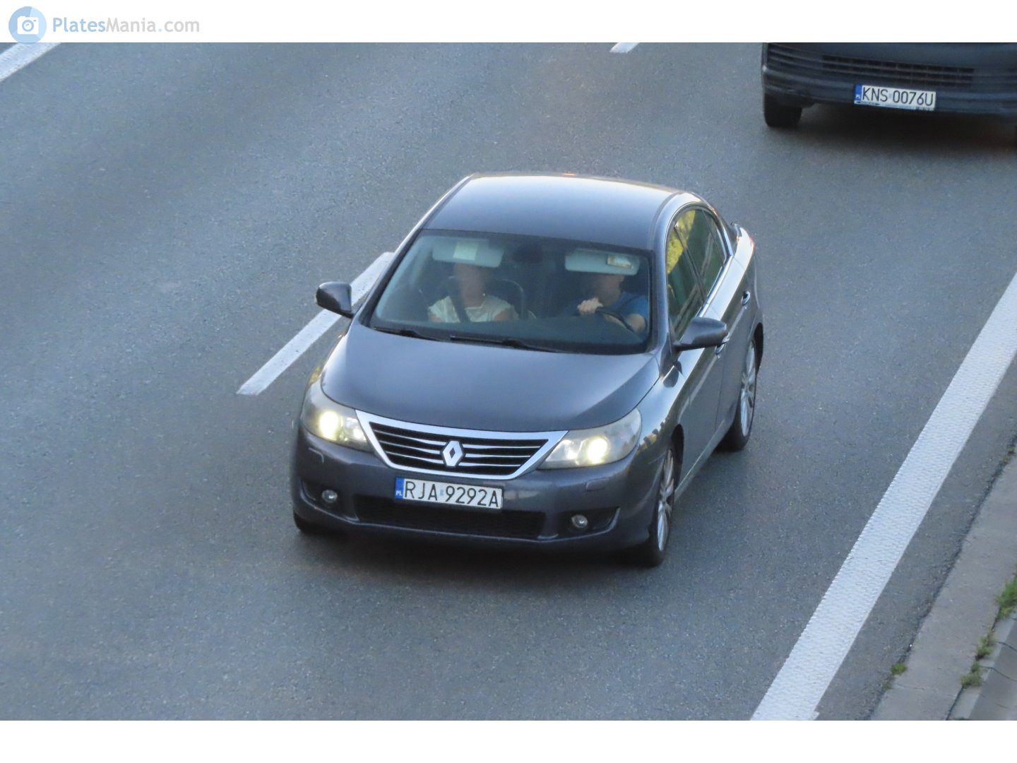 RJA 9292A, Renault Latitude 1st gen (L43), 2010–2015