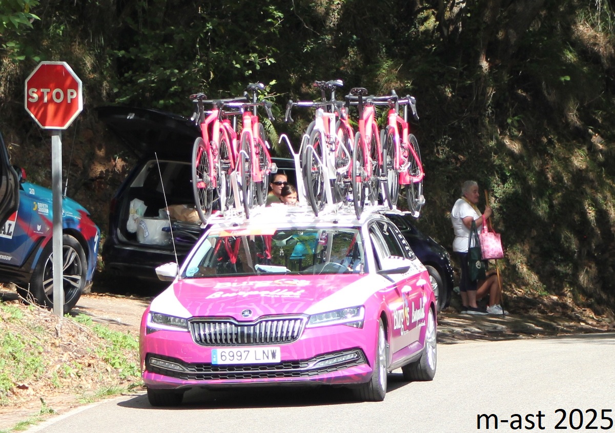 6997 LNW, Skoda Superb 3rd gen Combi (B8/3V5), facelift, 2019–2023