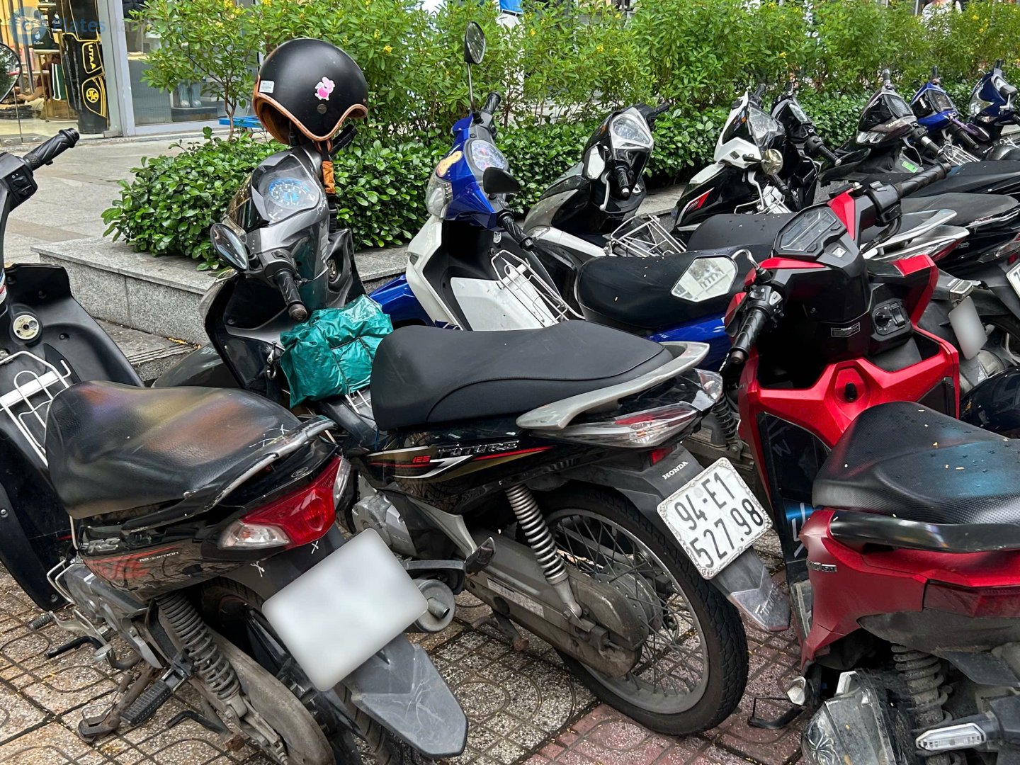 94-E1 527.98, Honda Future 