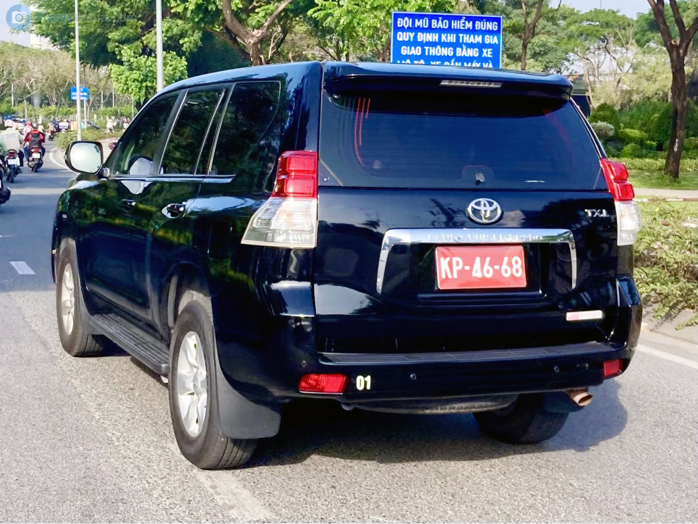 KP-46-68, Toyota Land Cruiser Prado 4th gen 5-door SUV (J150), 2009–2013