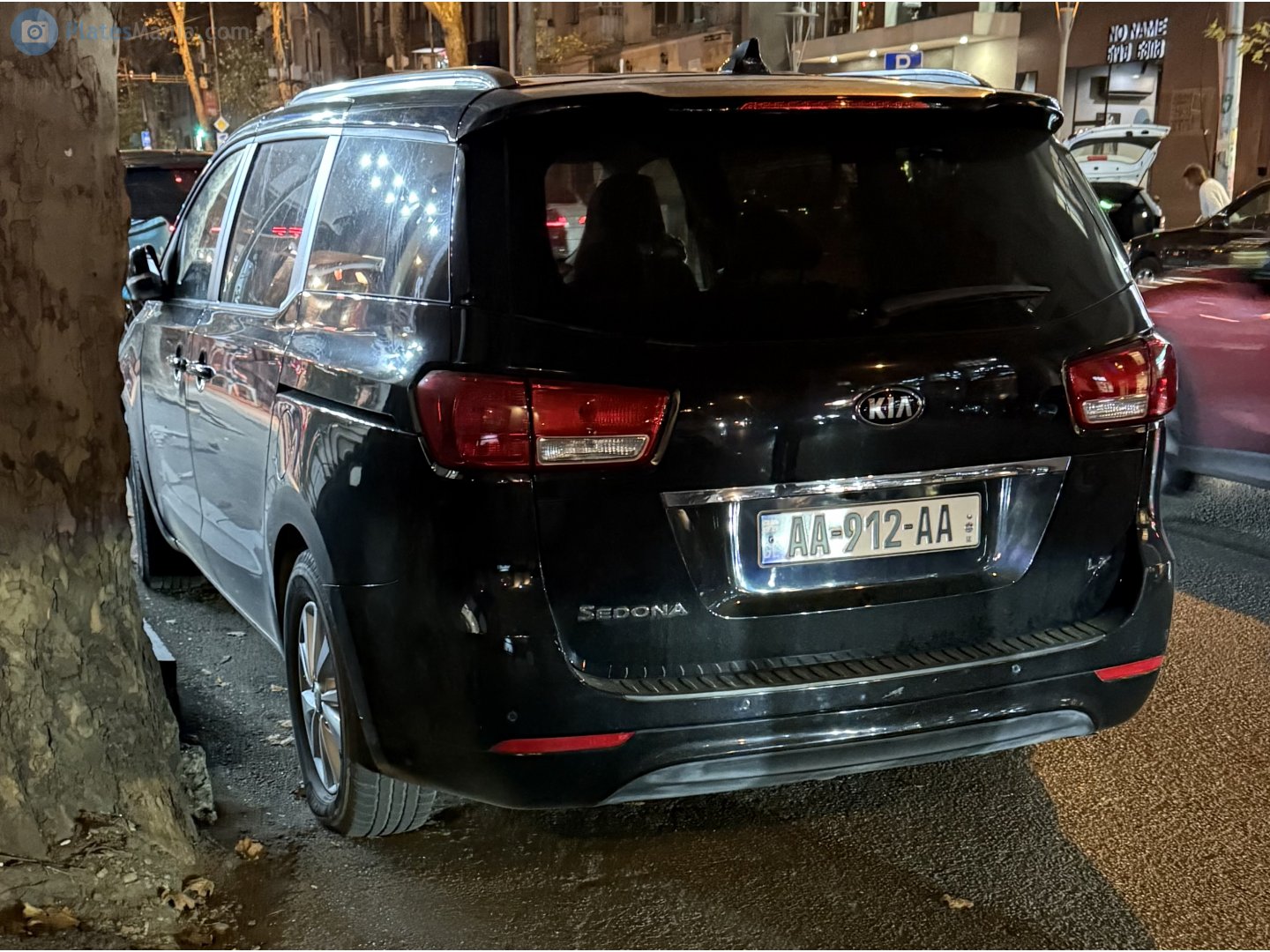 AA-912-AA, Kia Sedona 