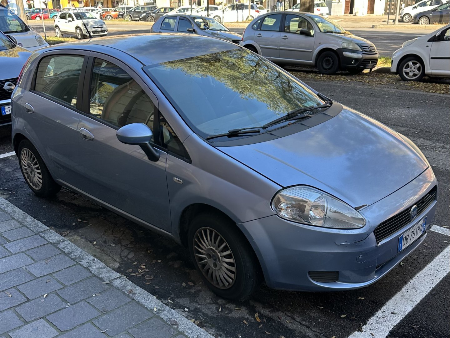 DB 761 HX, FIAT Punto 3rd gen (Grande) Punto 5-door Hatch (199/310), 2005–2012 (–2017 for IN-market)