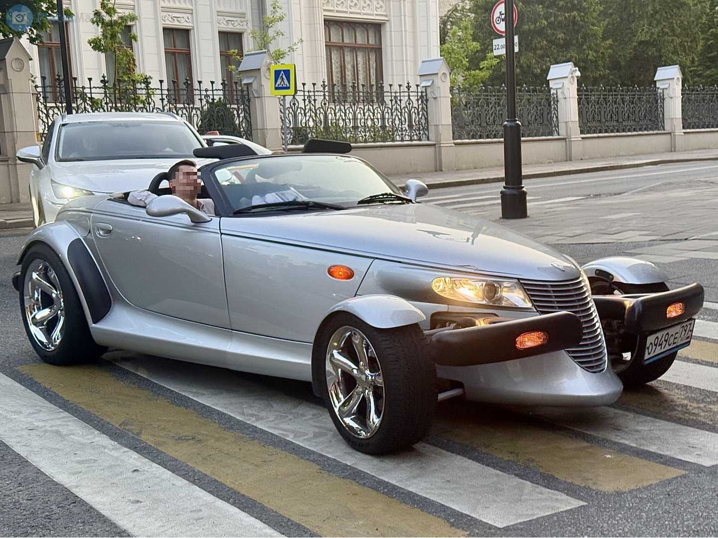 о 949 се 797, Chrysler Prowler 1st gen (PR), 2000–2002