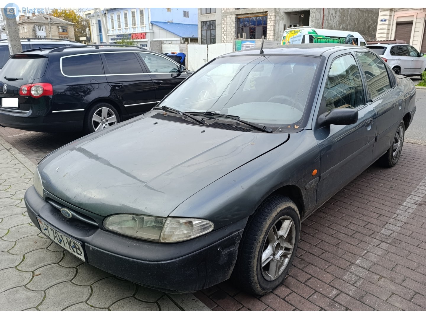T 701 KB, Ford Mondeo 1st gen Sedan/Liftback (Mk1; CDW27), 1993–1996