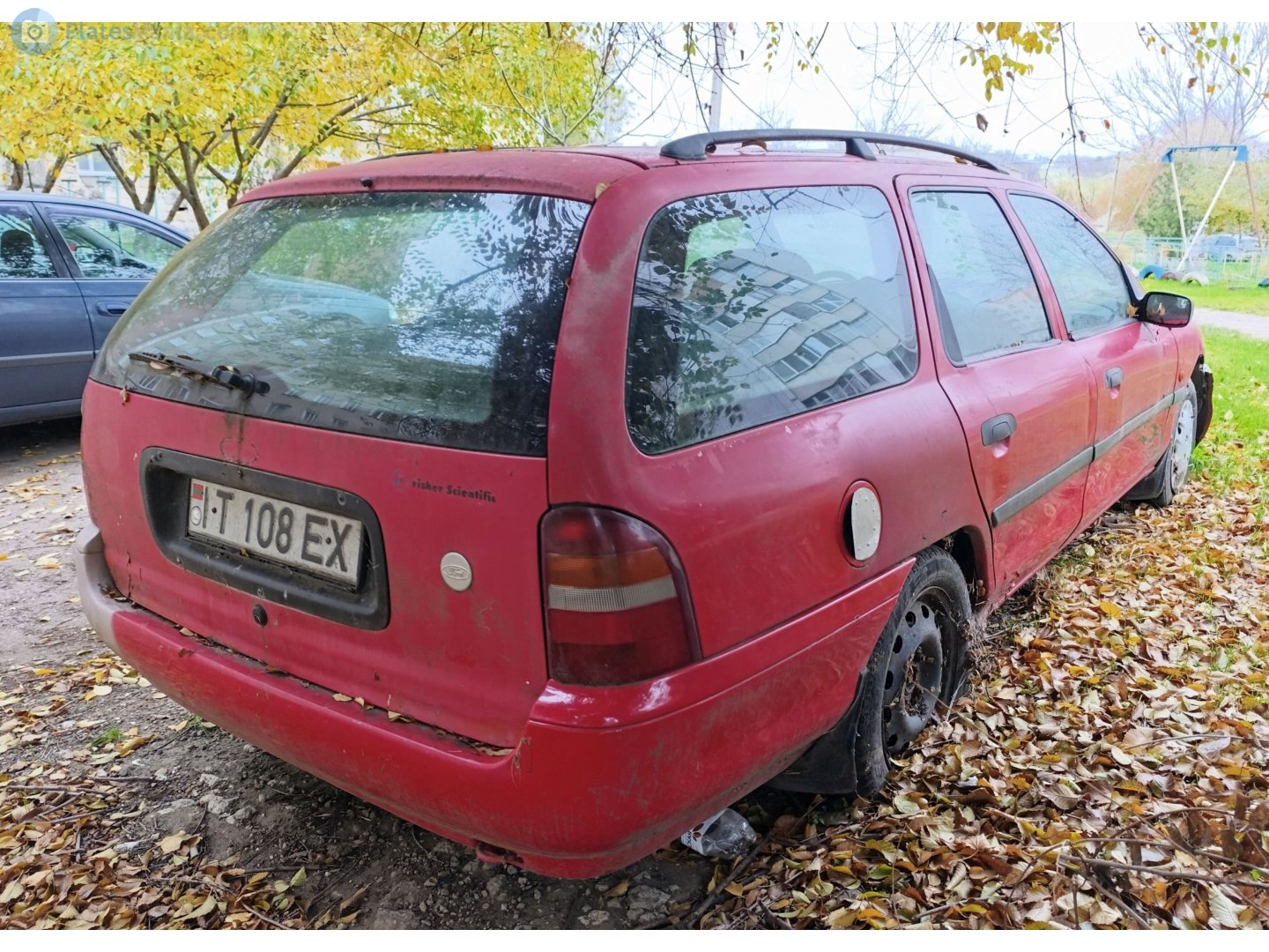 T 108 EX, Ford Mondeo 1st gen Turnier Wagon (Mk1; CDW27), 1993–1996