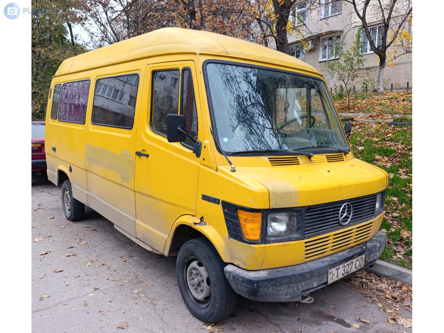 T 327 CO, Mercedes-Benz T1 1st gen (601/602/611), 1976–1996