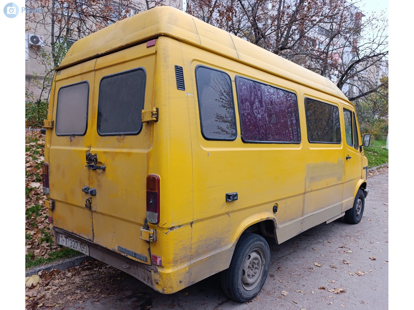 T 327 CO, Mercedes-Benz T1 1st gen (601/602/611), 1976–1996