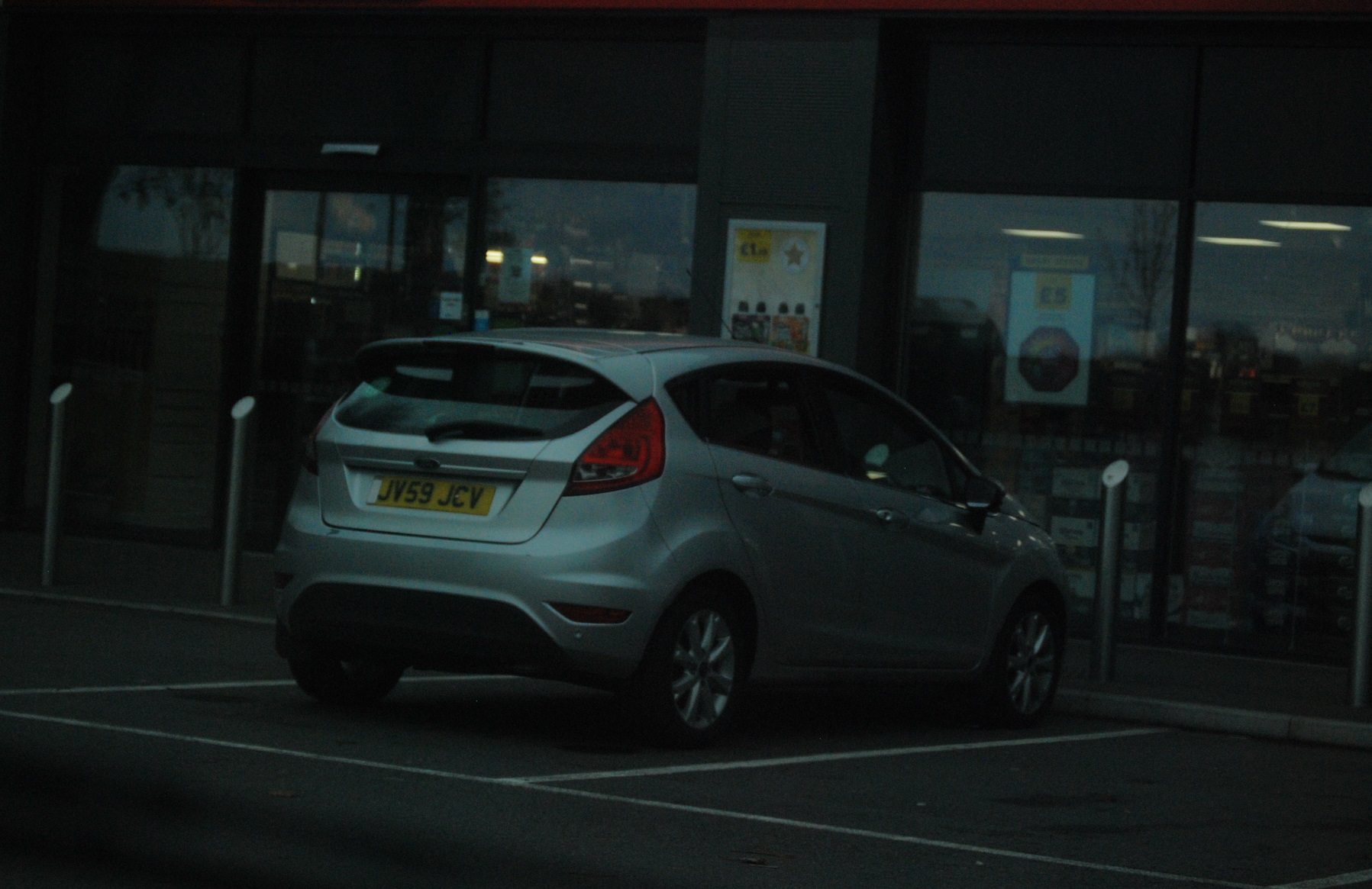 JV59JCV, Ford Fiesta 6th gen 5-door Hatch (B299; JA8), 2008–2013