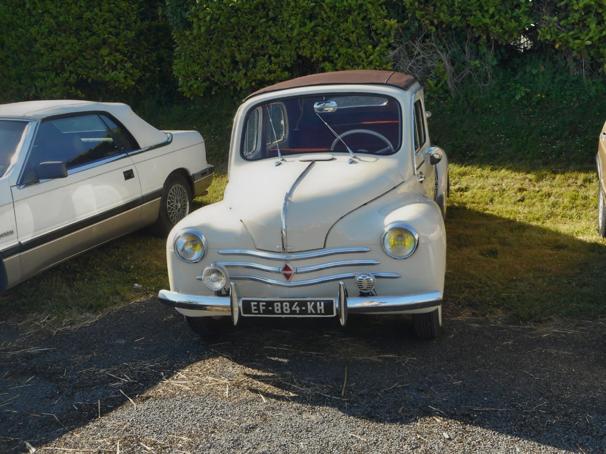 EF-884-KH, Renault 4CV 1st gen Convertible (106), 1949–1956