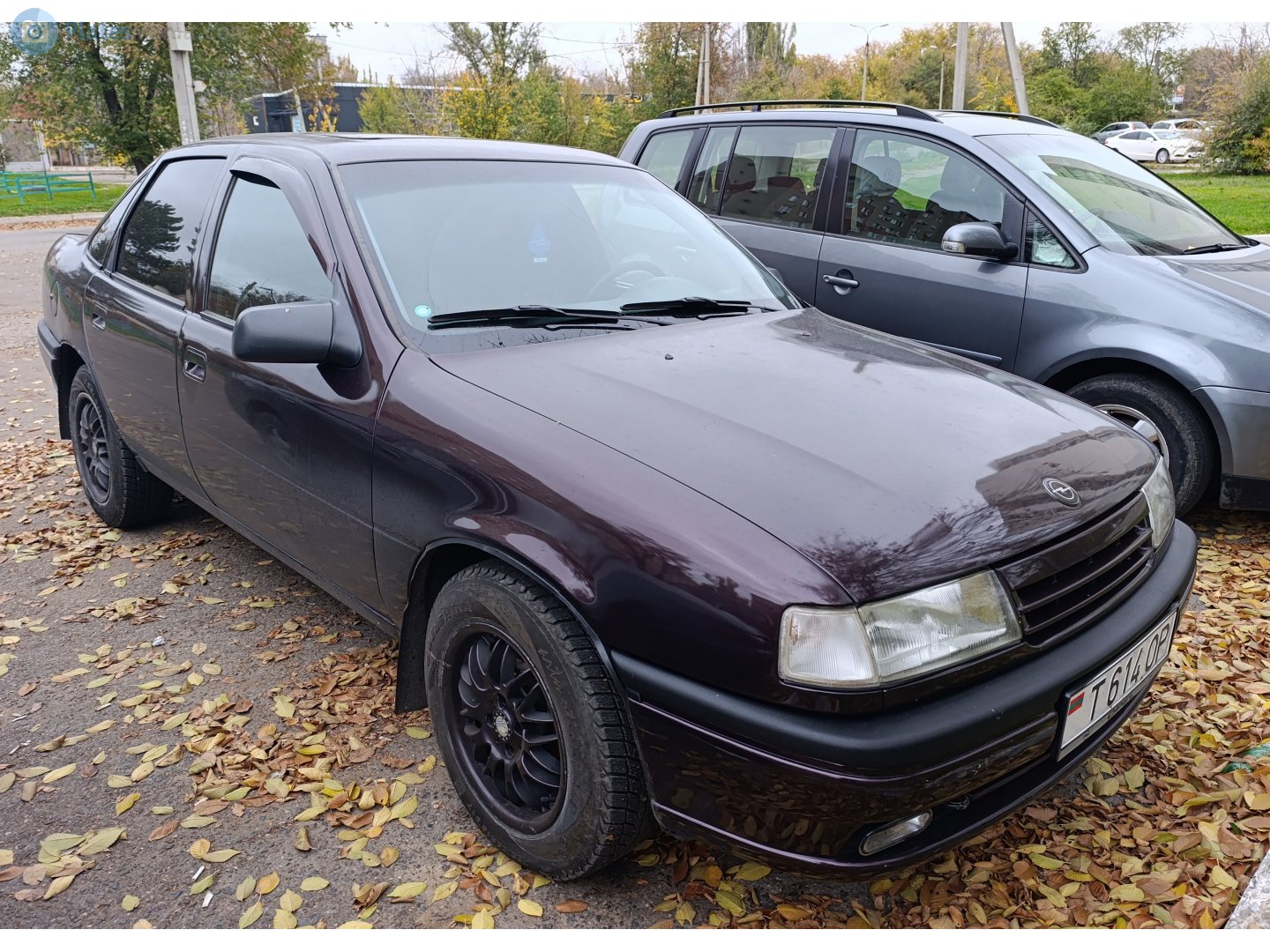 T 614 OP, Opel Vectra 1st gen Sedan (A; J89), 1988–1995