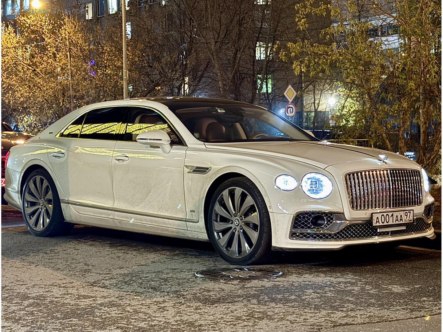 а 001 аа 97, Bentley Flying Spur 3rd gen (MSB), 2019–2024