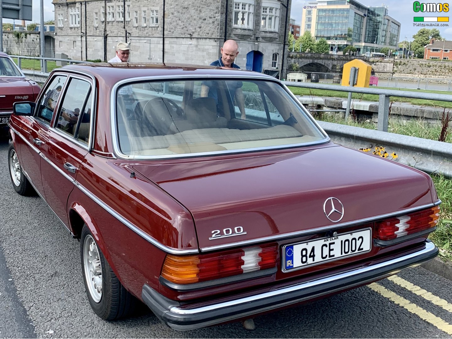 84-CE-1002, Mercedes-Benz E-Klasse 200–300 Sedan (W123), 1975­–1986