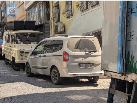 34 HAE 347, Ford Tourneo Courier