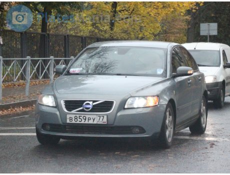 в859ру77, Volvo S40