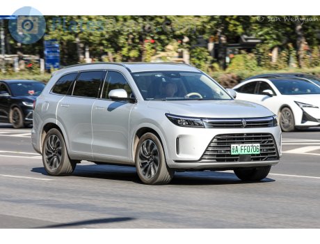 京A·FF0706, AITO (Wenjie) M7