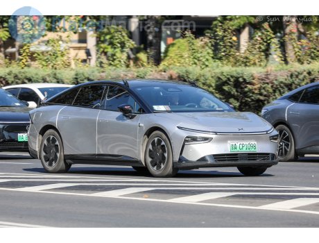 京A·CP1098, XPeng P7+