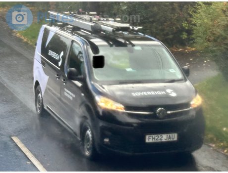 FH22 JAU, Vauxhall Vivaro