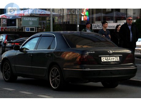 с464ур72, Lexus LS