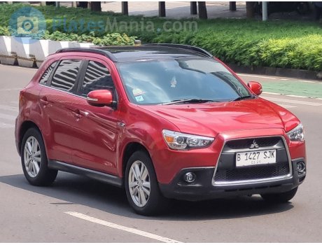 B 1427 SJK, Mitsubishi Outlander Sport