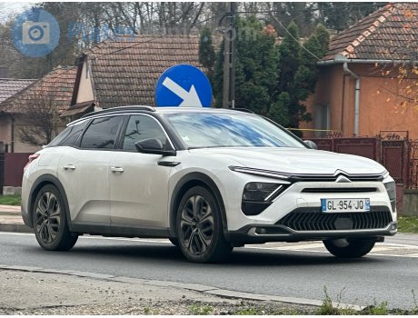 GL-954-JQ, Citroёn C5 X