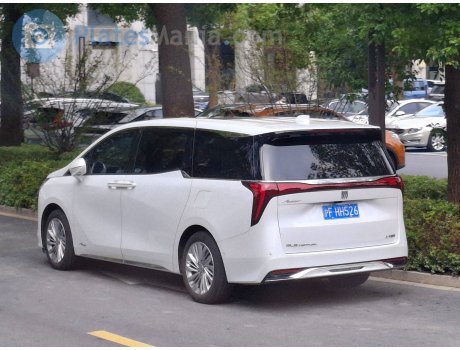 沪F·HH526, Buick GL8