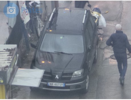 AA 607 UY, Mitsubishi Outlander