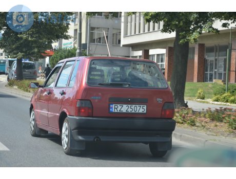 RZ 25075, FIAT Uno