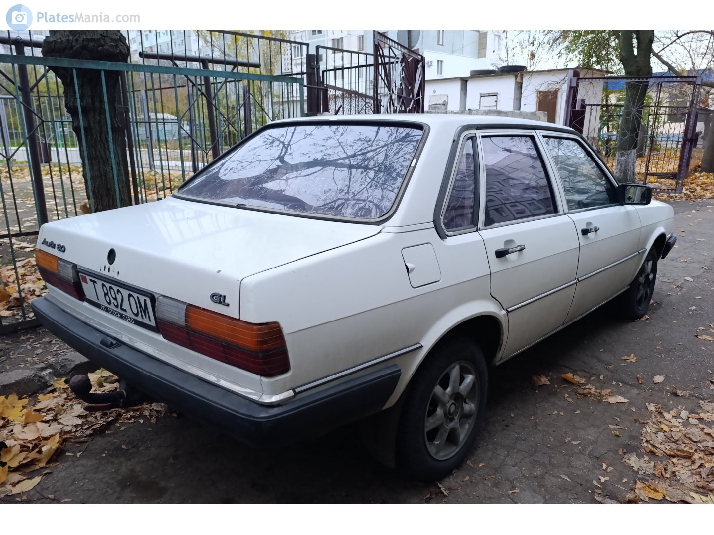 T 892 OM, Audi 80 2nd gen 4-door Sedan (B2/81/85), 1978–1986