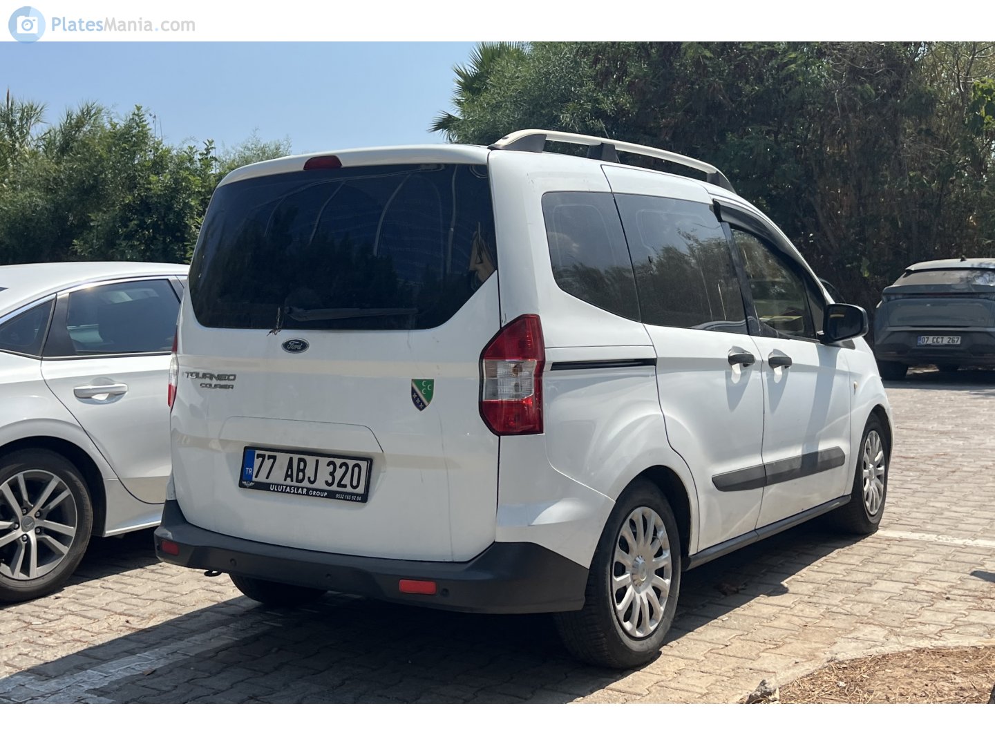 77 ABJ 320, Ford Tourneo Courier 