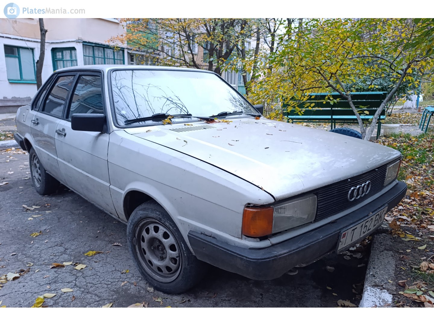 T 152 BK, Audi 80 2nd gen 4-door Sedan (B2/81/85), 1978–1986