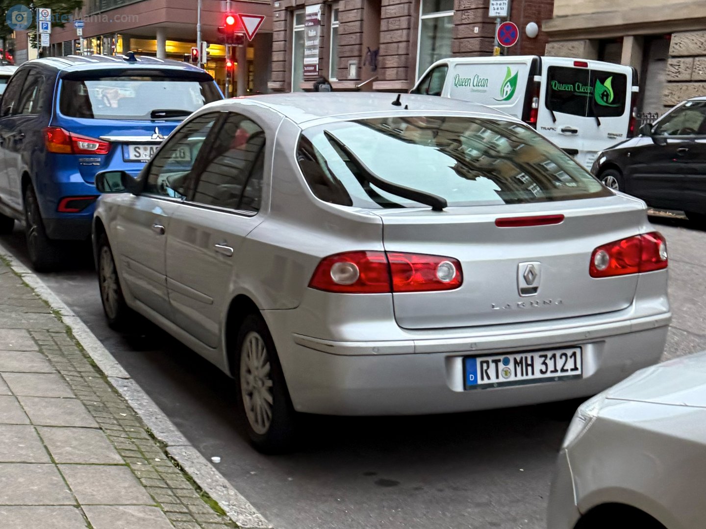 RT MH 3121, Renault Laguna 2nd gen Liftback (X74), facelift, 2005–2007
