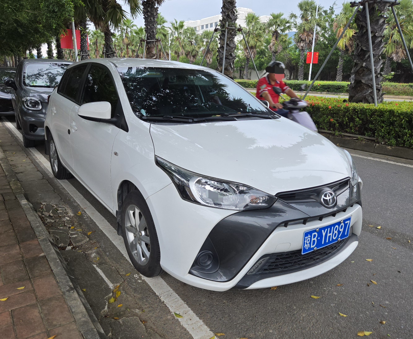 琼B·YH897, Toyota Yaris 3rd gen Hatch (XP150), 2013–2017