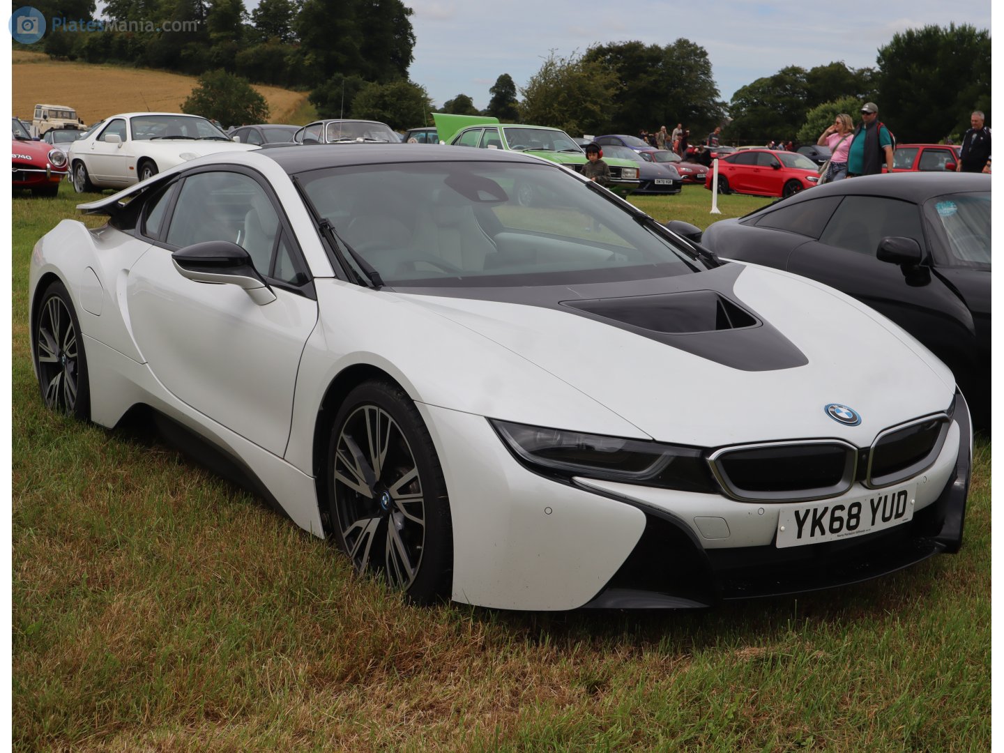 YK68YUD, BMW i8 1st gen Coupé (I12), 2014–2020