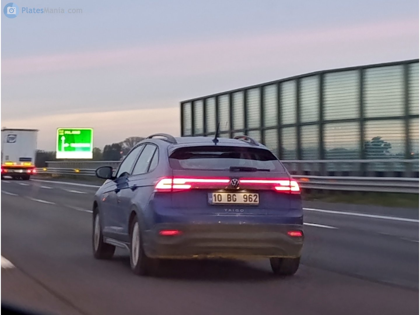 10 BG 962, Volkswagen Taigo 1st gen (CS1), 2021–