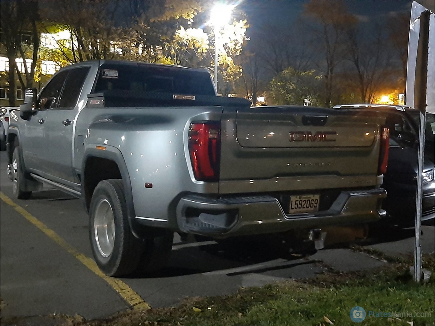 L592069, GMC Sierra 5th gen (T1XX), 2018–