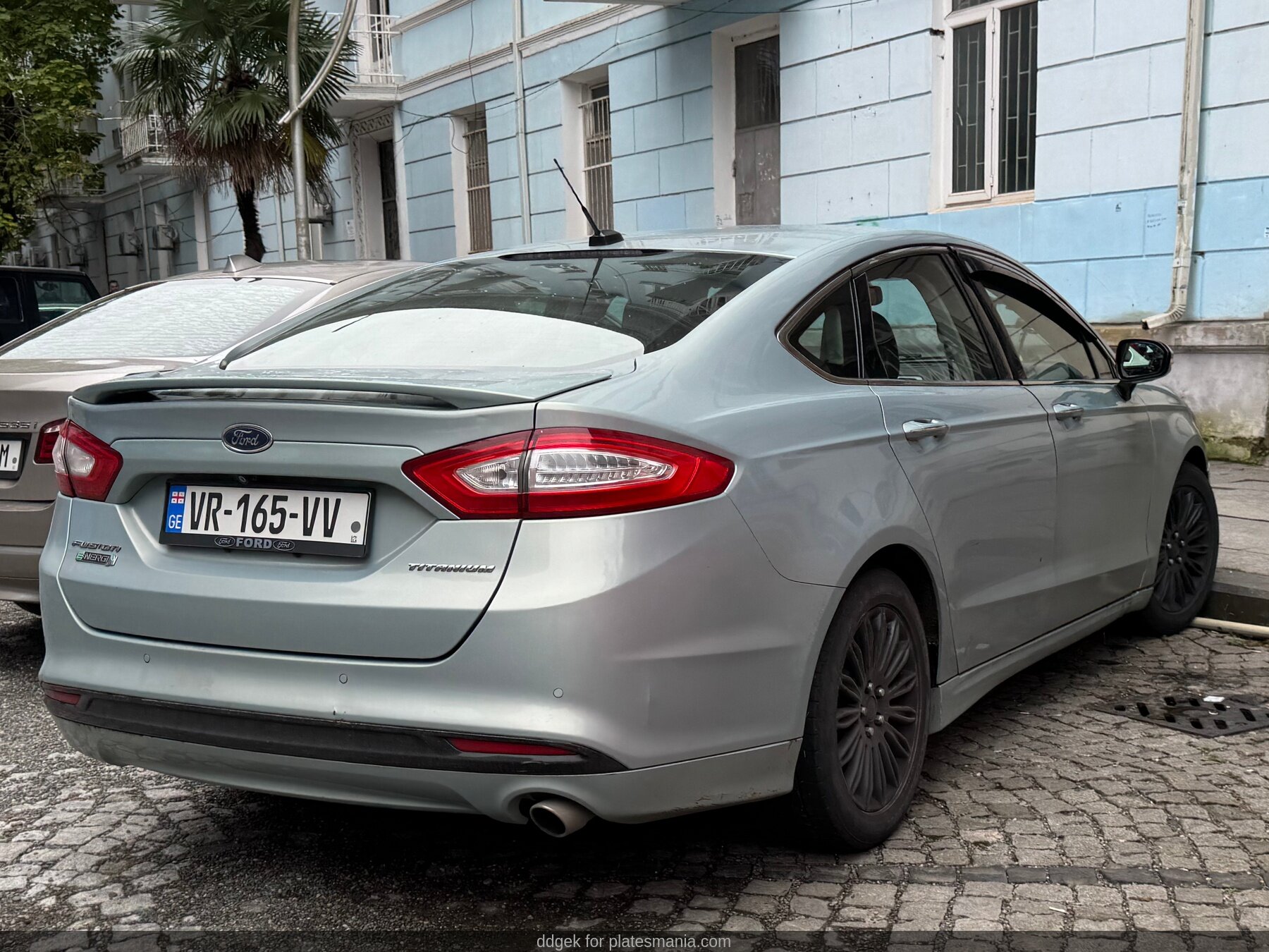 VR-165-VV, Ford Fusion 