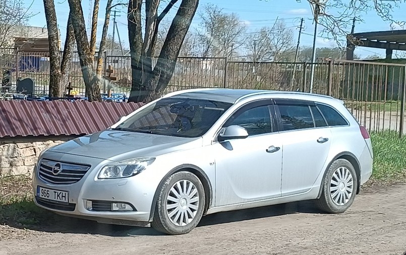 966 TKH, Opel Insignia 1st gen Sports Tourer (A; G09), 2008–2013