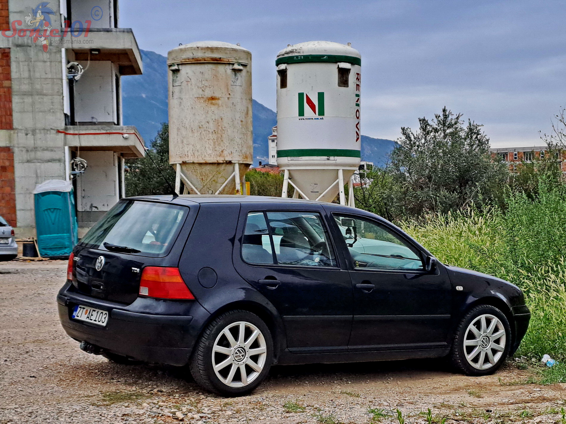 ZT AE103, Volkswagen Golf 4th gen 5-door Hatch (1J1), 1997–2003 (–2008 for CN-market)