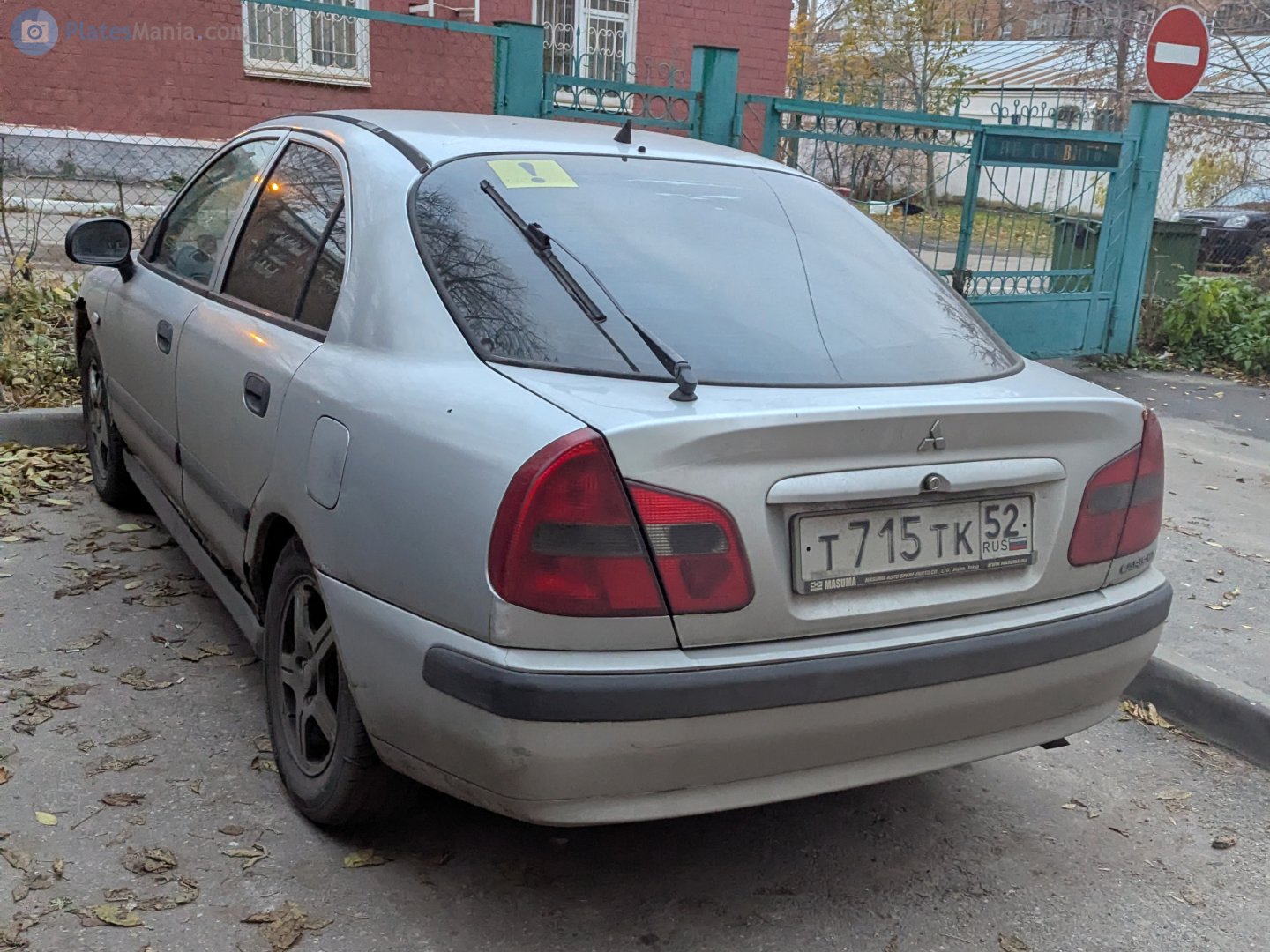 т 715 тк 52, Mitsubishi Carisma 1st gen Liftback (DA2A), facelift, 1999–2004
