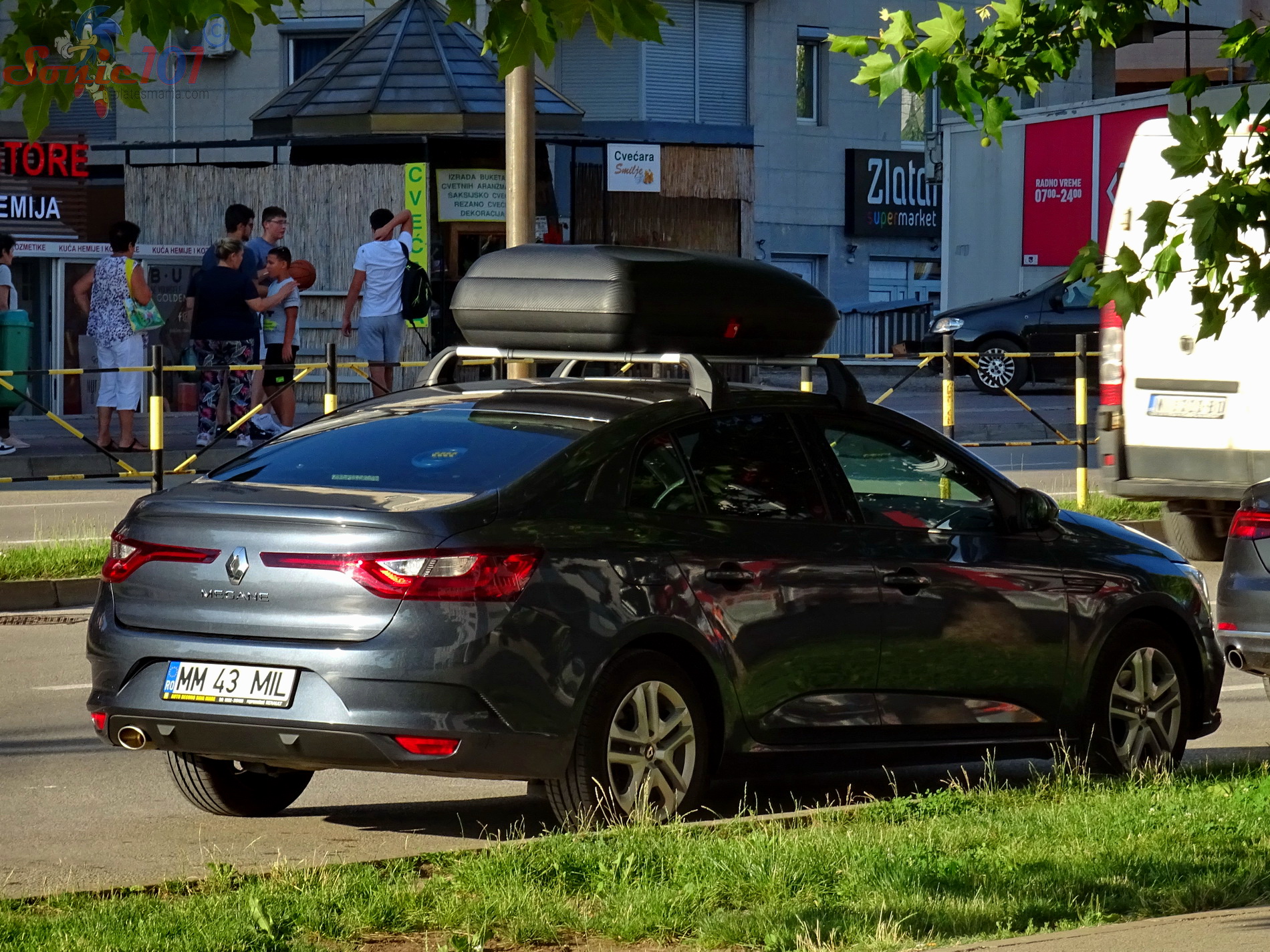 MM 43 MIL, Renault Mégane 4th gen GrandCoupé Sedan (LFB/LFF), 2016–