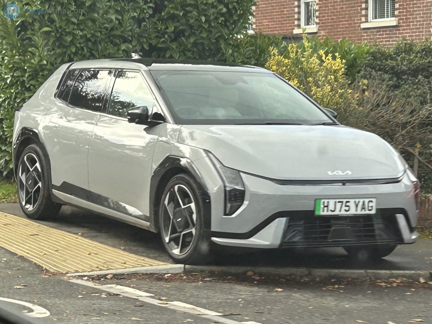 HJ75YAG, Kia EV4 1st gen (CT), 2025–