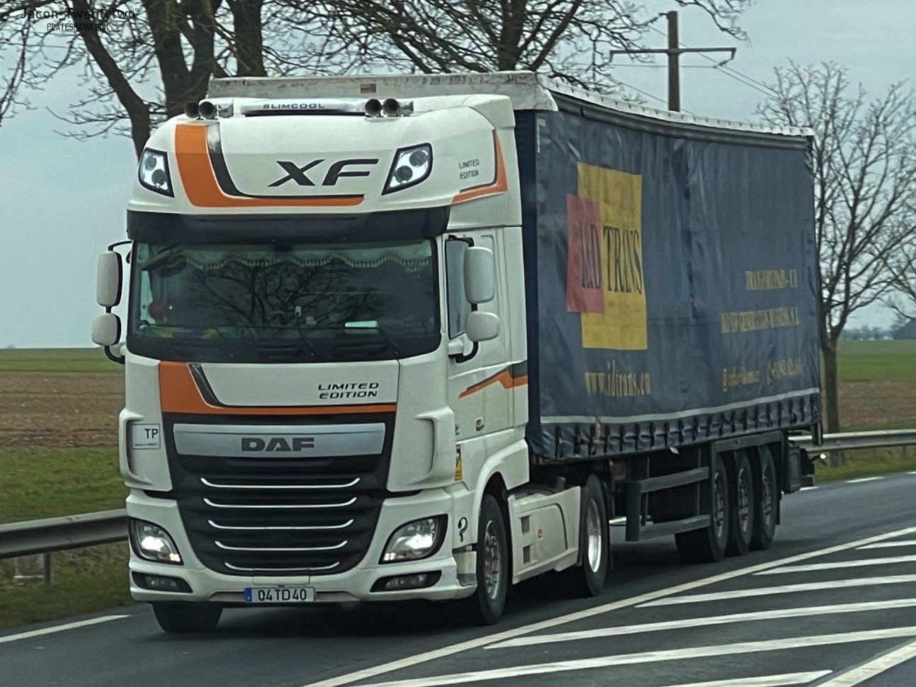 04-TD-40, DAF XF 4th gen, 2013–2017