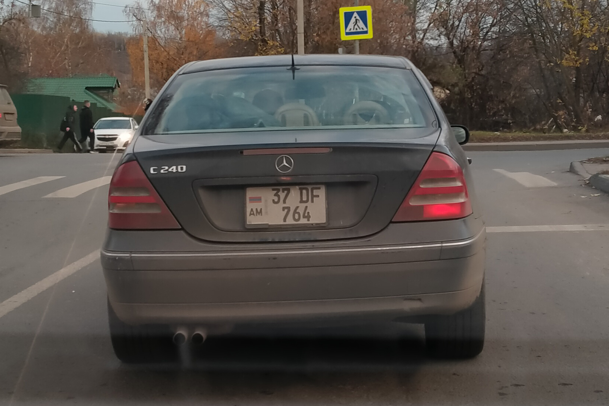 37 DF 764, Mercedes-Benz C-Klasse 2nd gen Sedan (W203), 2000–2007