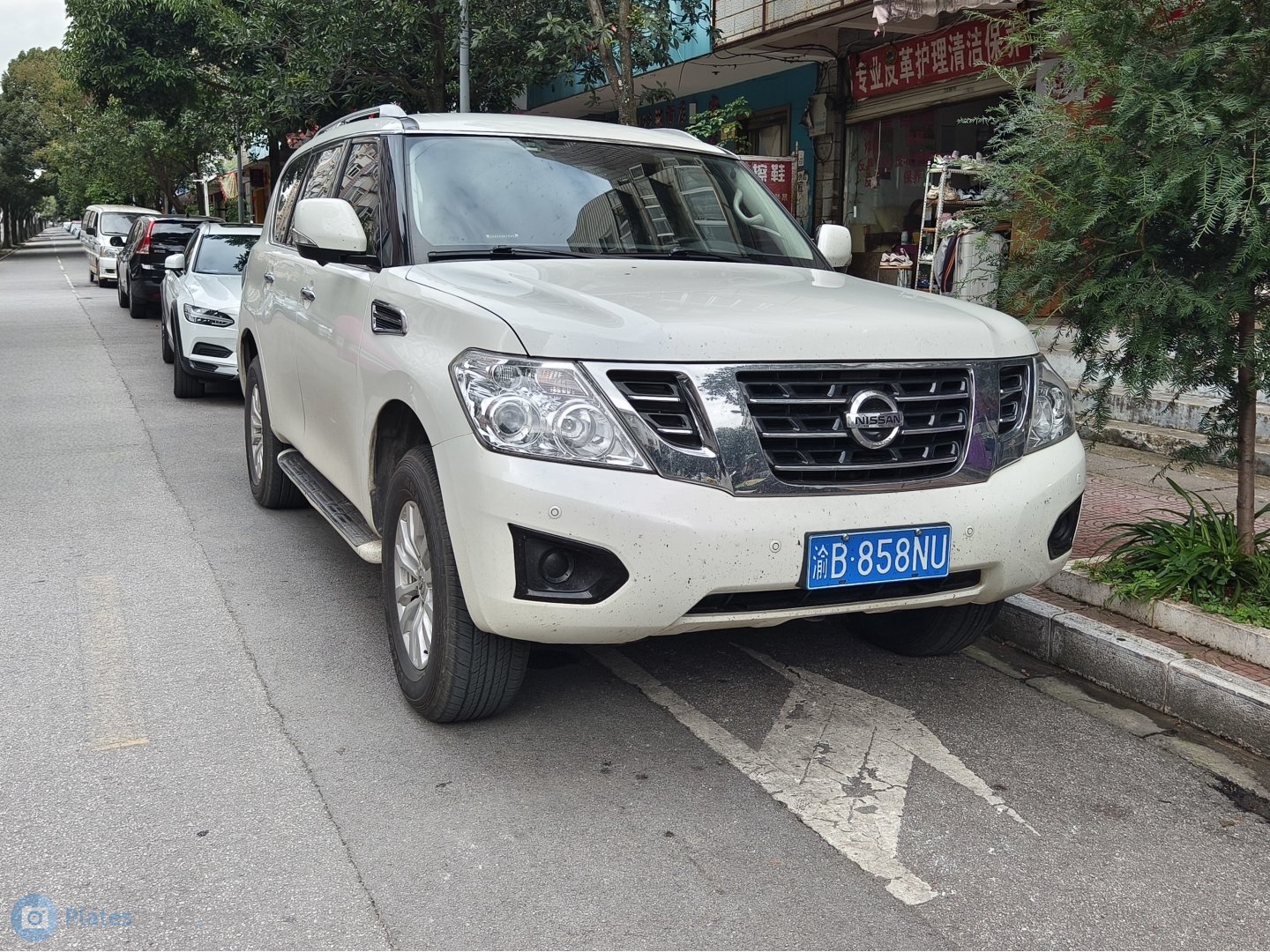 渝B·858NU, Nissan Patrol 6th gen (Y62), 1st facelift, 2014–2019