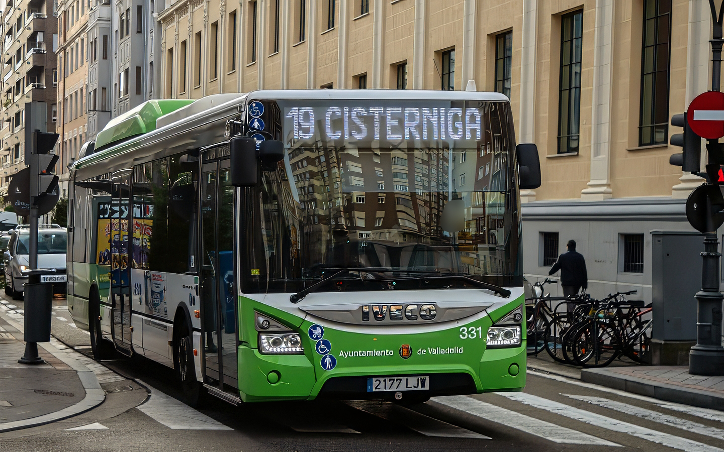 2177 LJW, Iveco Crossway Crossway 12, 2013–2024