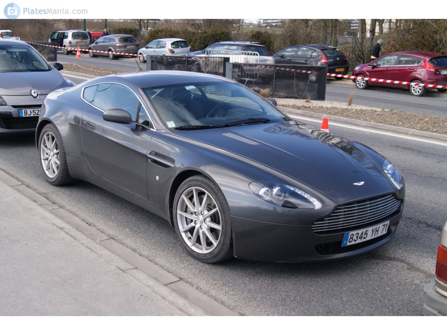 8345 YH 71, Aston Martin Vantage 1st gen, 2005–2018