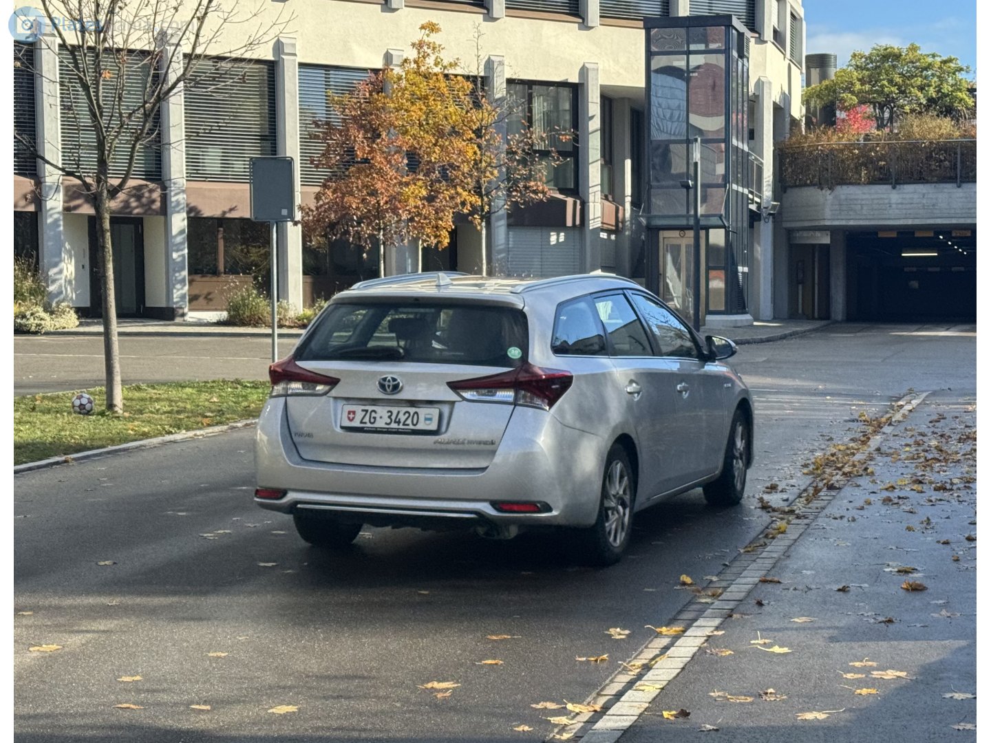 ZG 3420, Toyota Auris 2nd gen Touring Sports (E180), facelift, 2015–2019