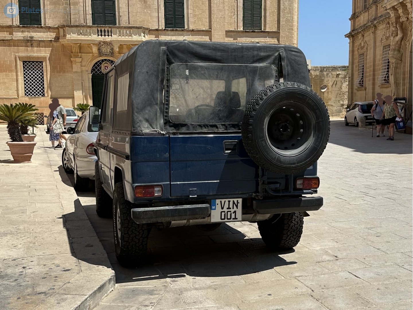 VIN 001, Mercedes-Benz G-Klasse 1st gen 3-door Convertible SUV (W460/W461; Utility-spec), 1979–2001