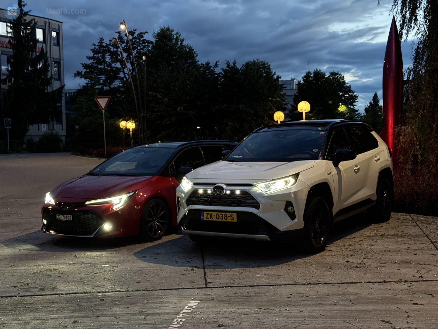 ZK-038-S, Toyota RAV4 5th gen (XA50), 2018–