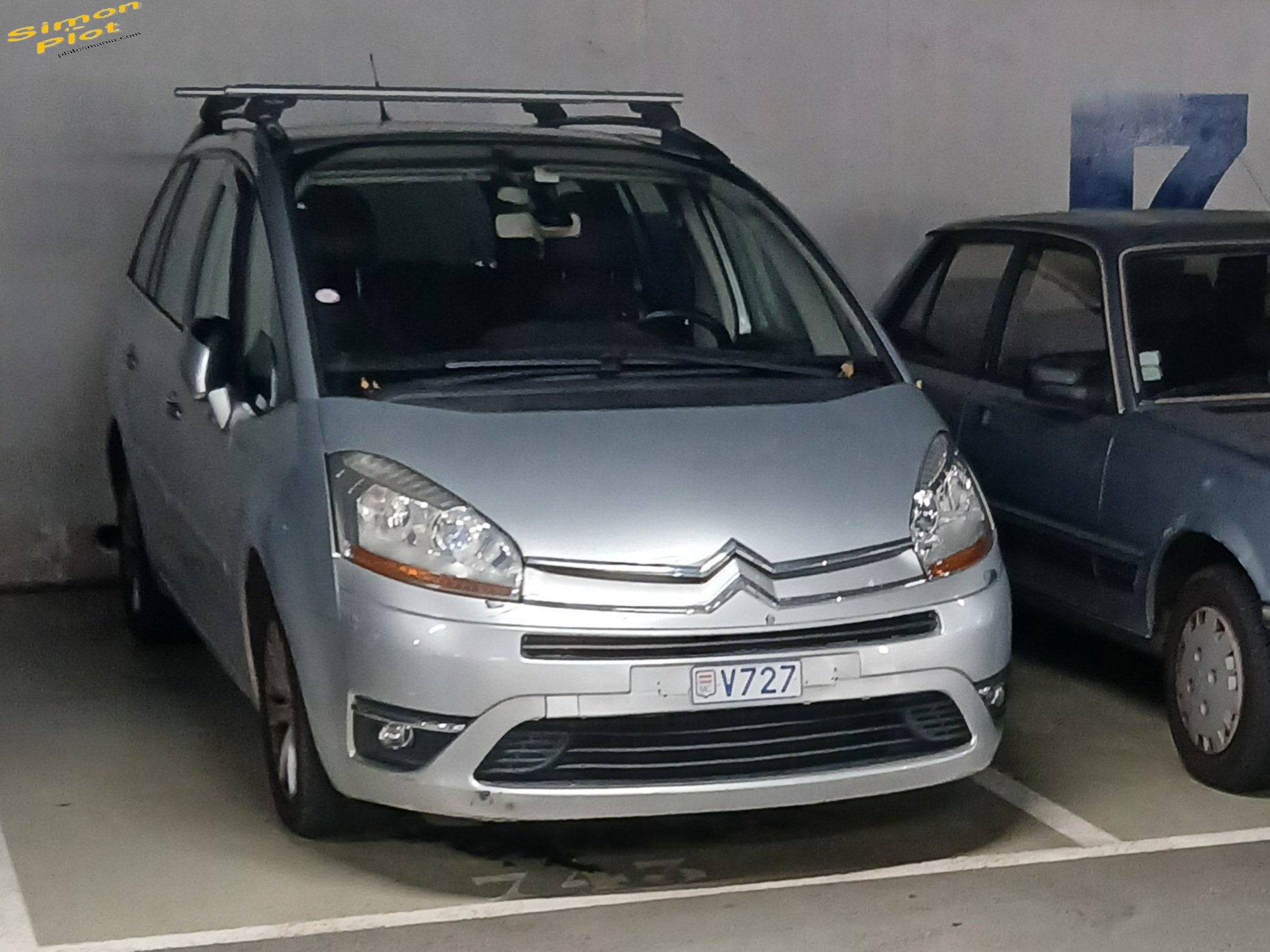 V727, Citroёn C4 Picasso/SpaceTourer 1st gen Grand (UA), 2006–2013
